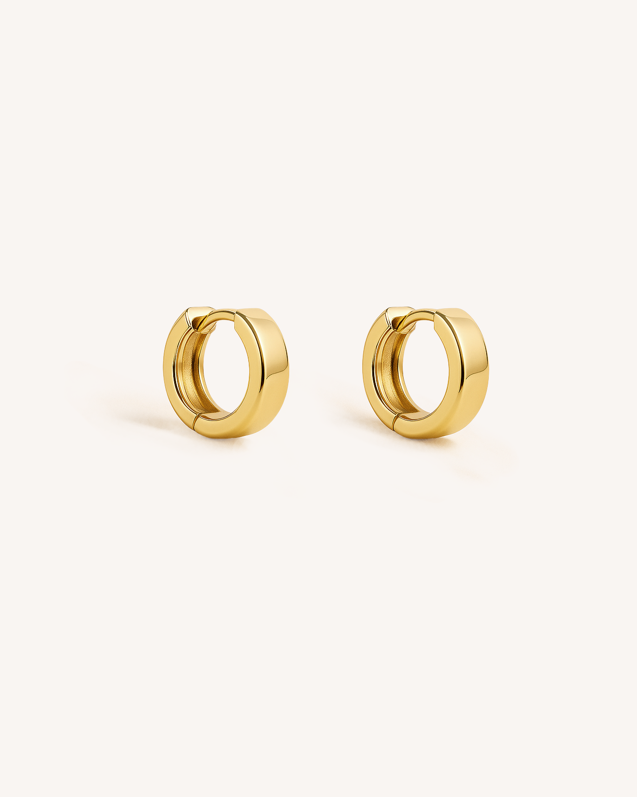 Mini Chunky Huggie Hoops in Gold