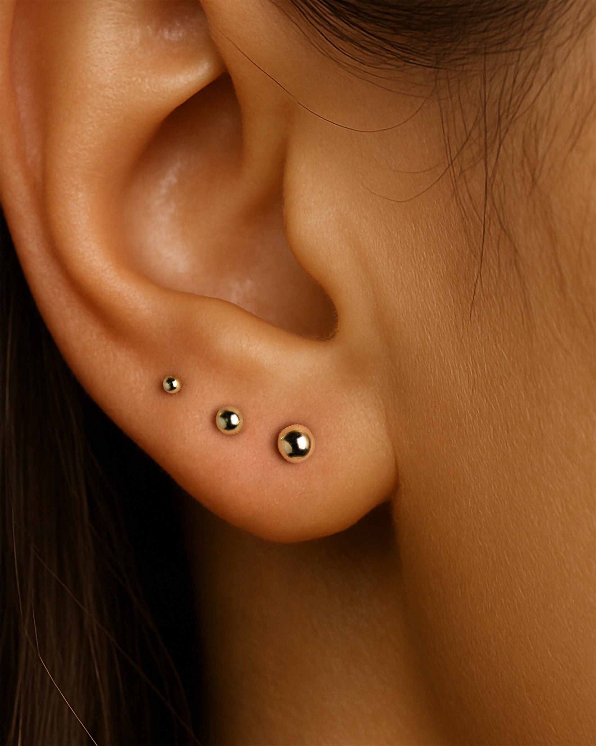 Simple Ball Studs 4mm in Gold — alternate view