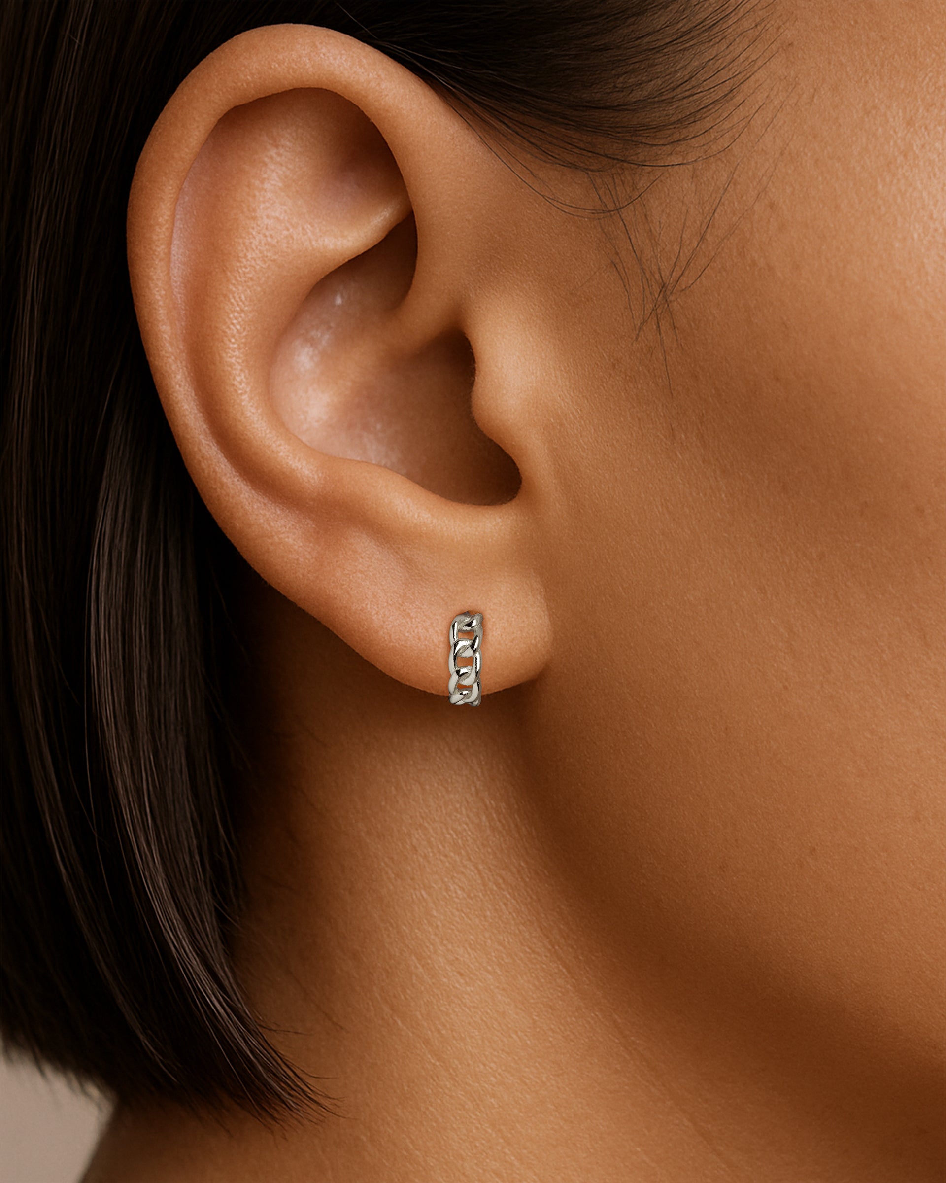 Chain Huggie Hoops in Silver — alternate view
