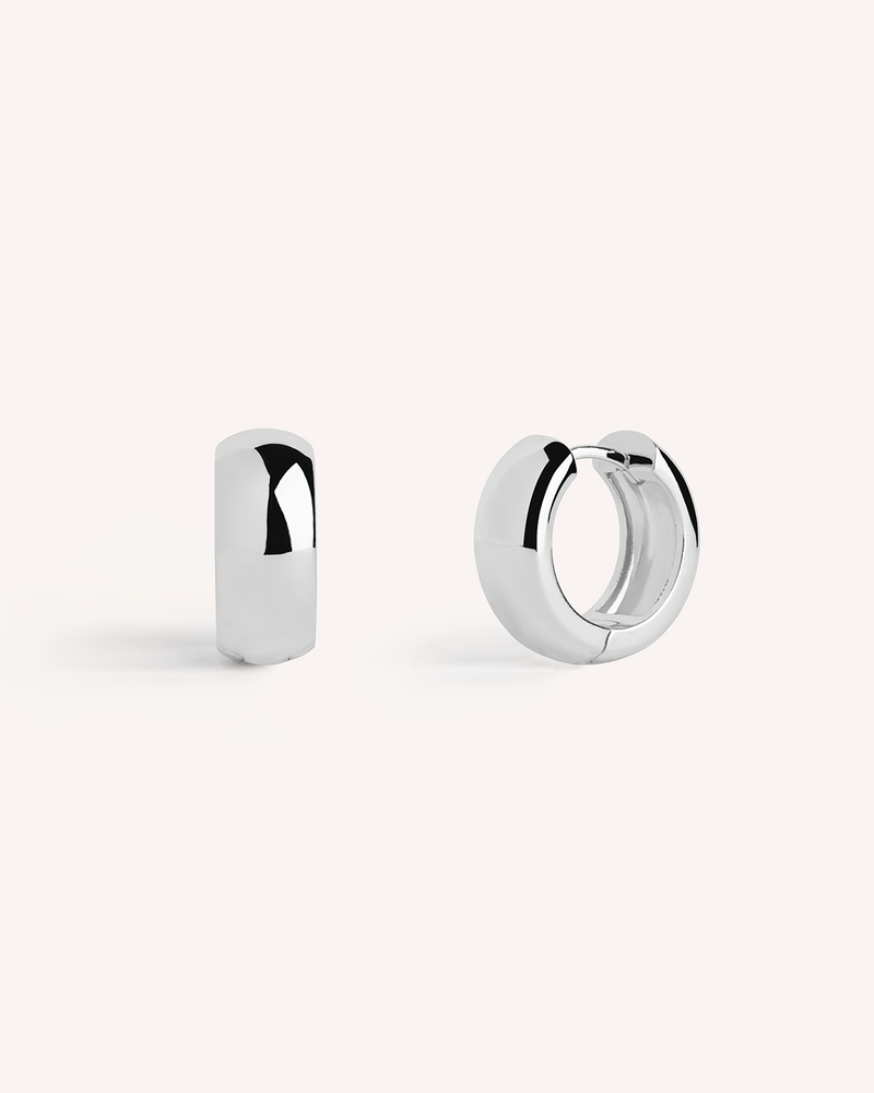 Chunky Huggie Hoops #Color_Sterling Silver