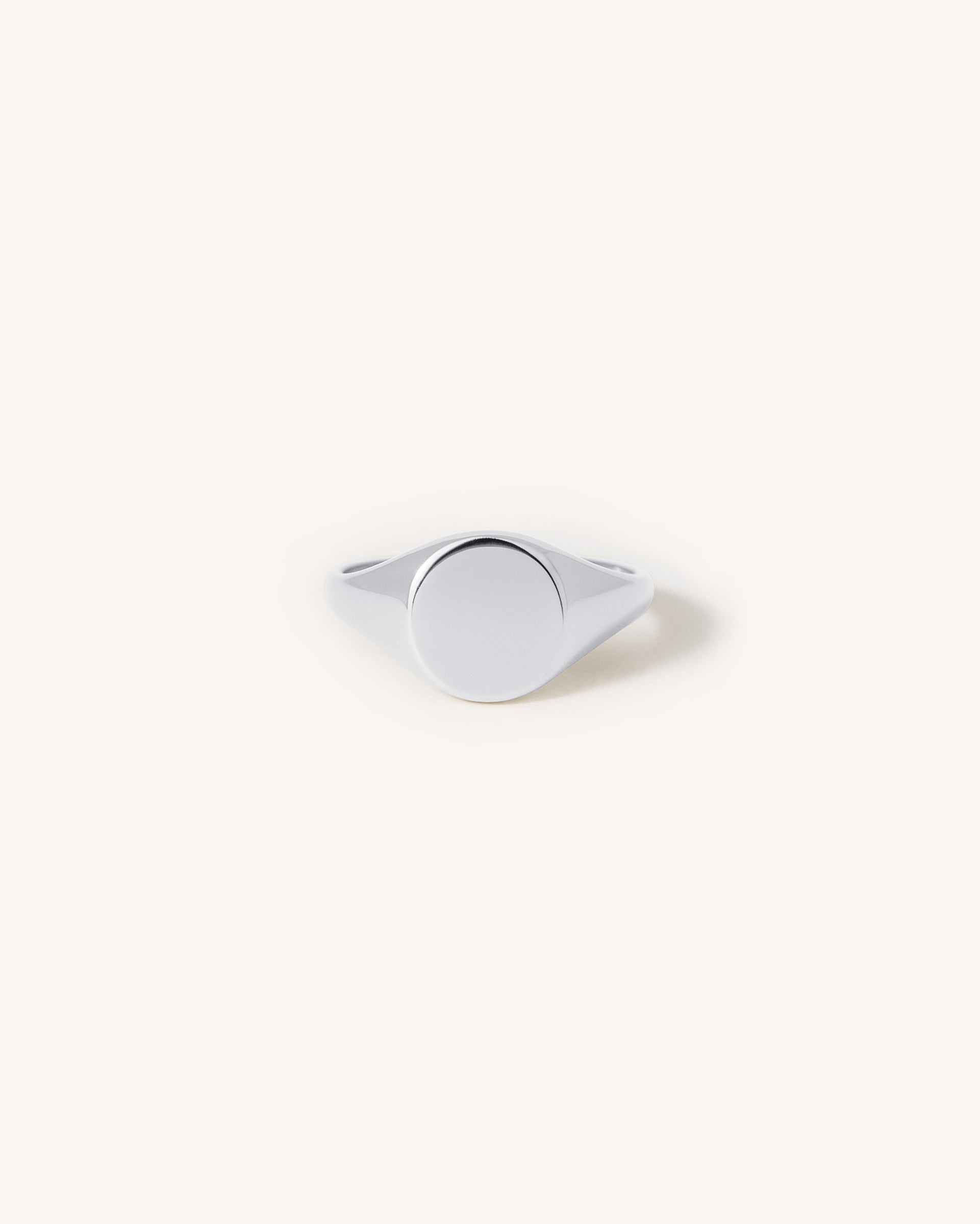 Classic Signet Ring in Silver
