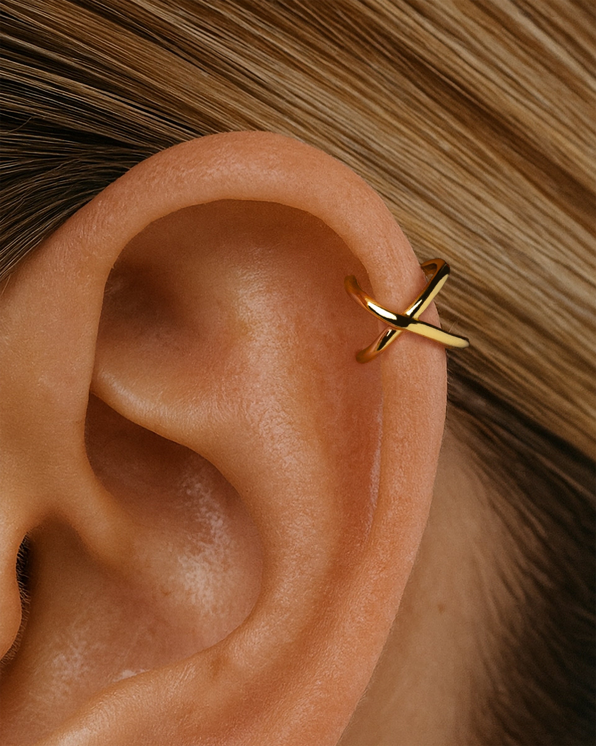 Criss Cross Helix Ear Cuff in Gold — alternate view
