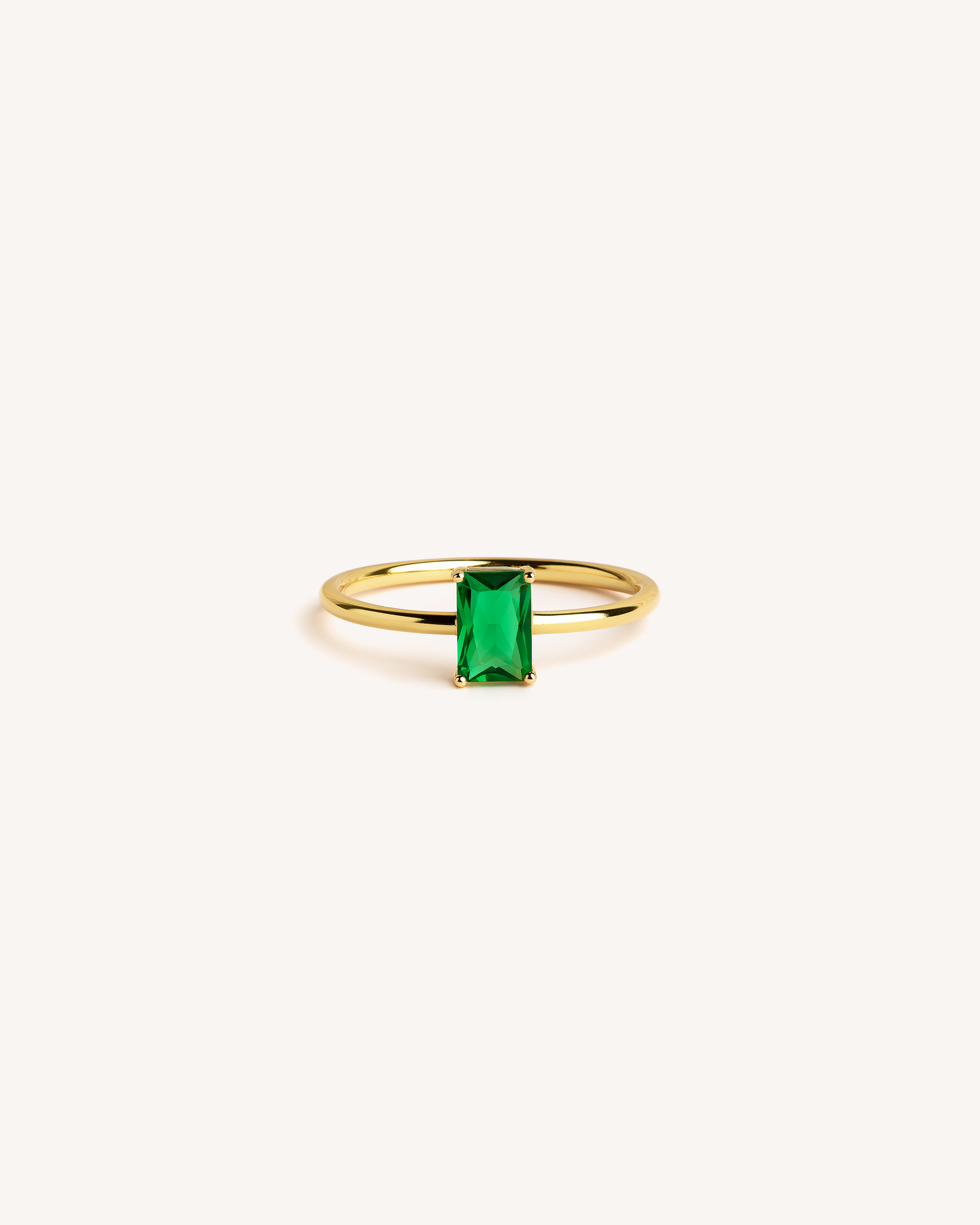 Solitaire Baguette Ring in Gold — Emerald
