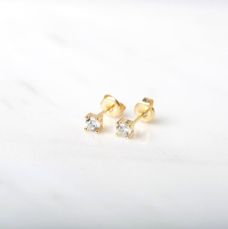 2.5mm Solitaire Studs