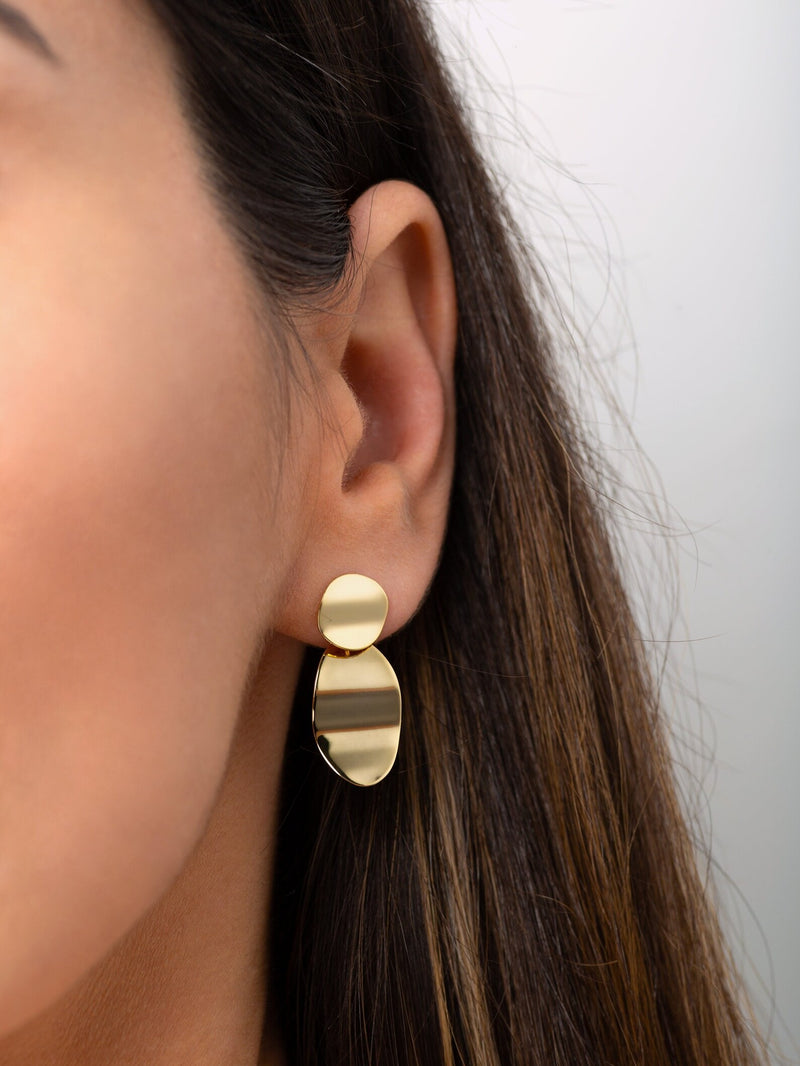 Wavy Disc Earrings