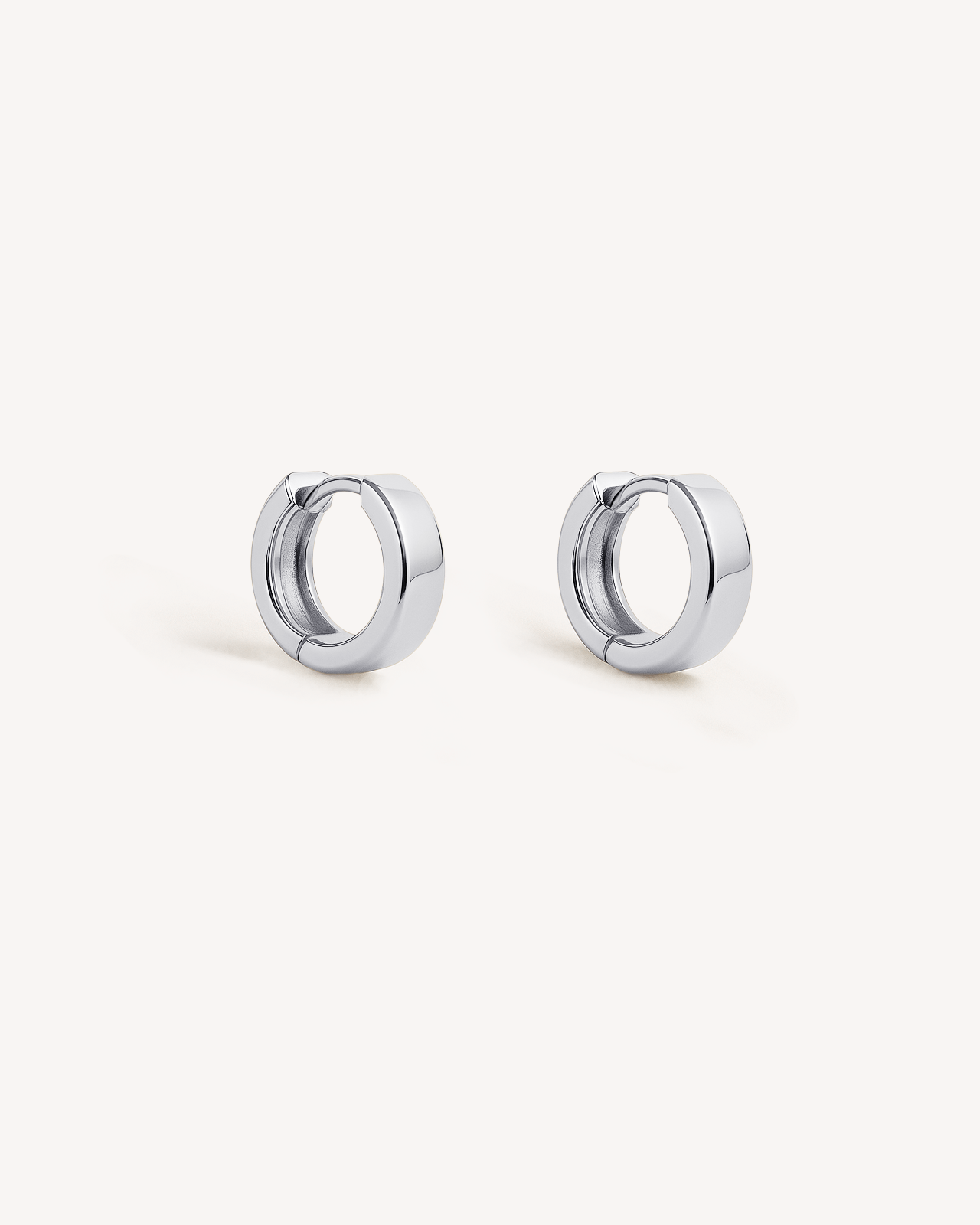 Mini Chunky Huggie Hoops in Silver