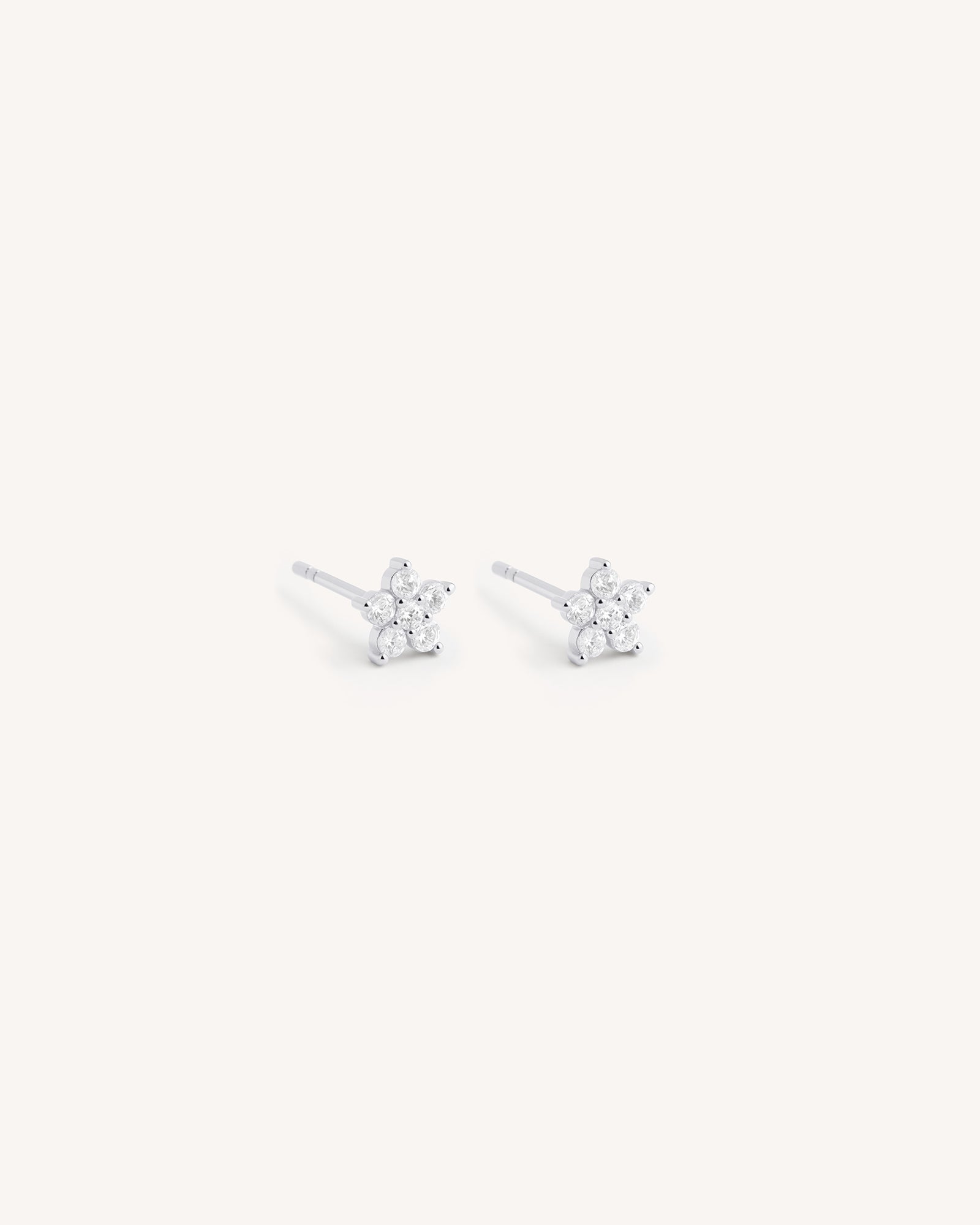 Mini Flower Studs in Silver