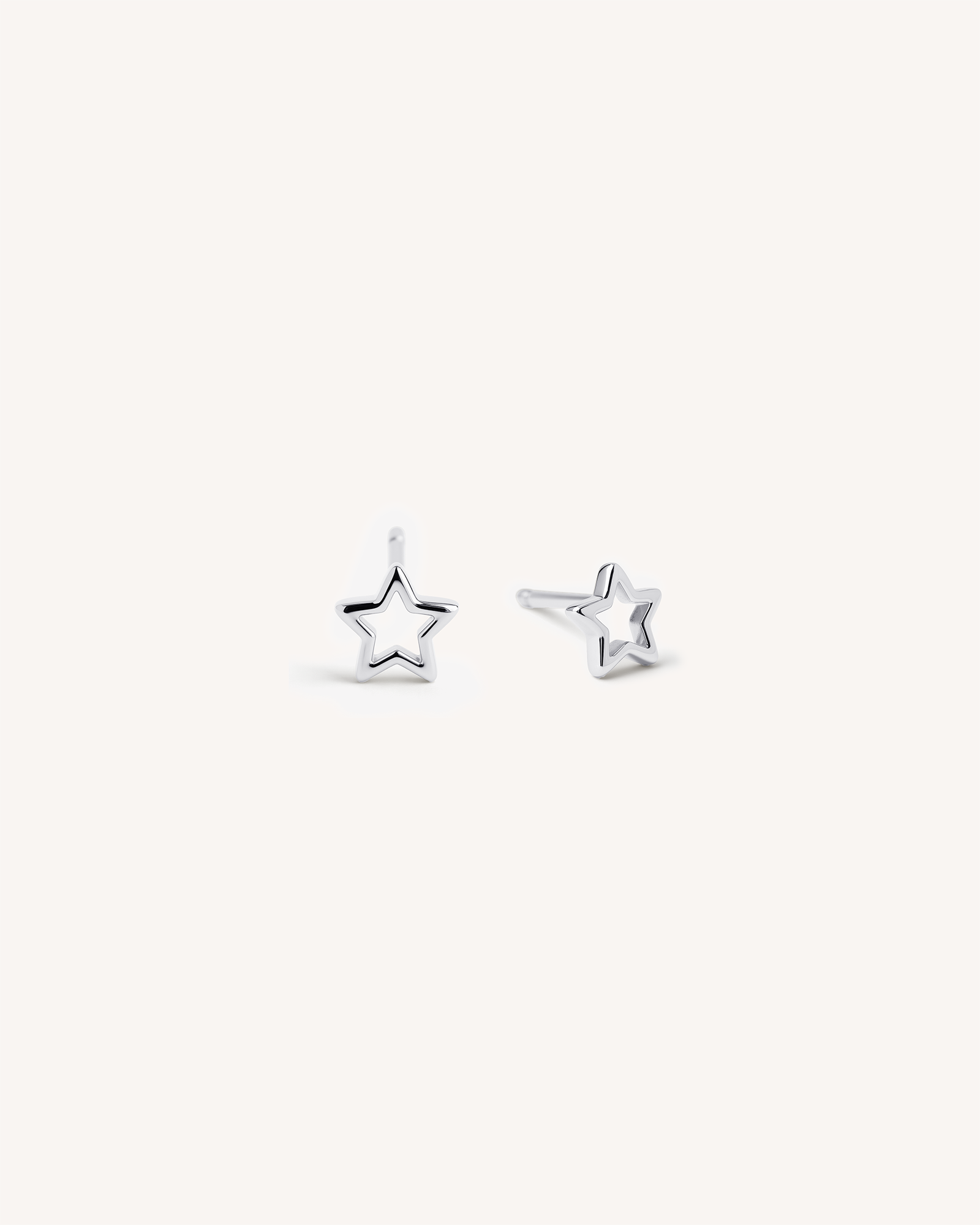 Mini Star Studs in Silver
