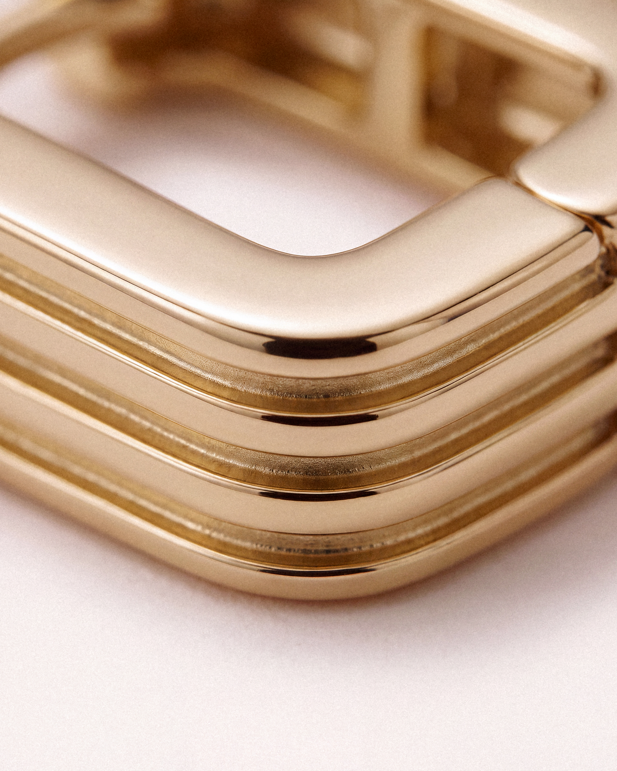 Square Ridge Hoops
