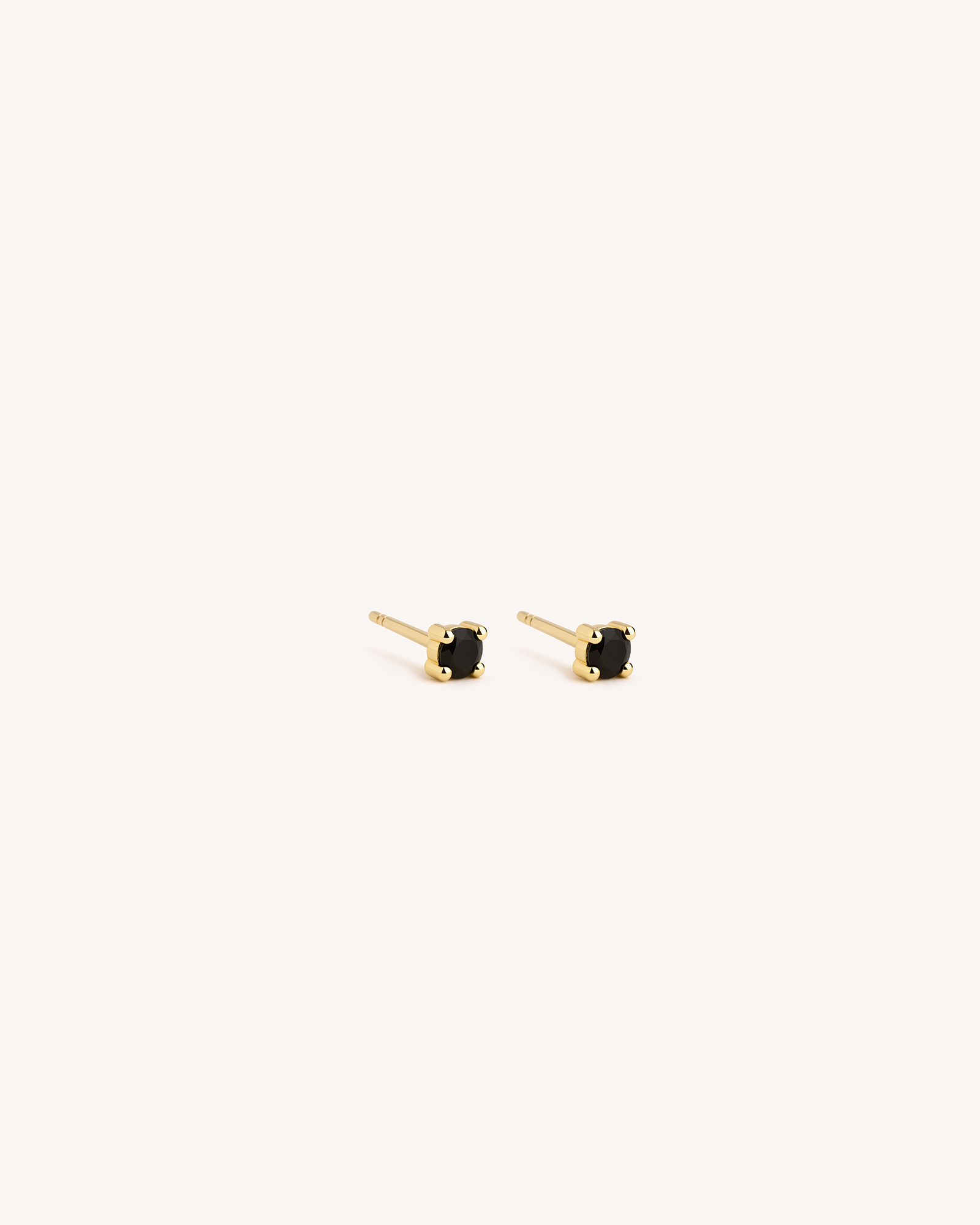 Solitaire Studs 2.5mm in Gold — Onyx