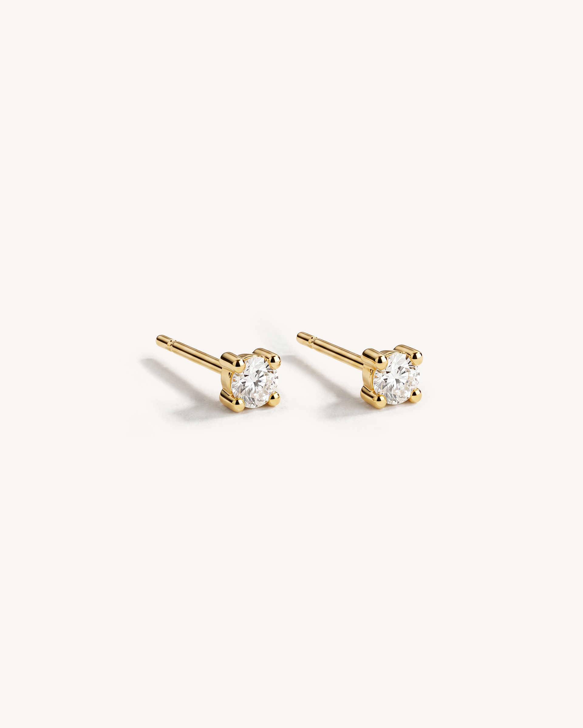 Solitaire Studs 3mm in Gold — Crystal