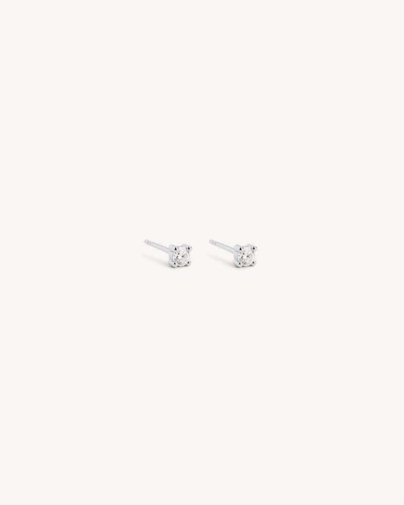 Solitaire Studs - 2.5mm