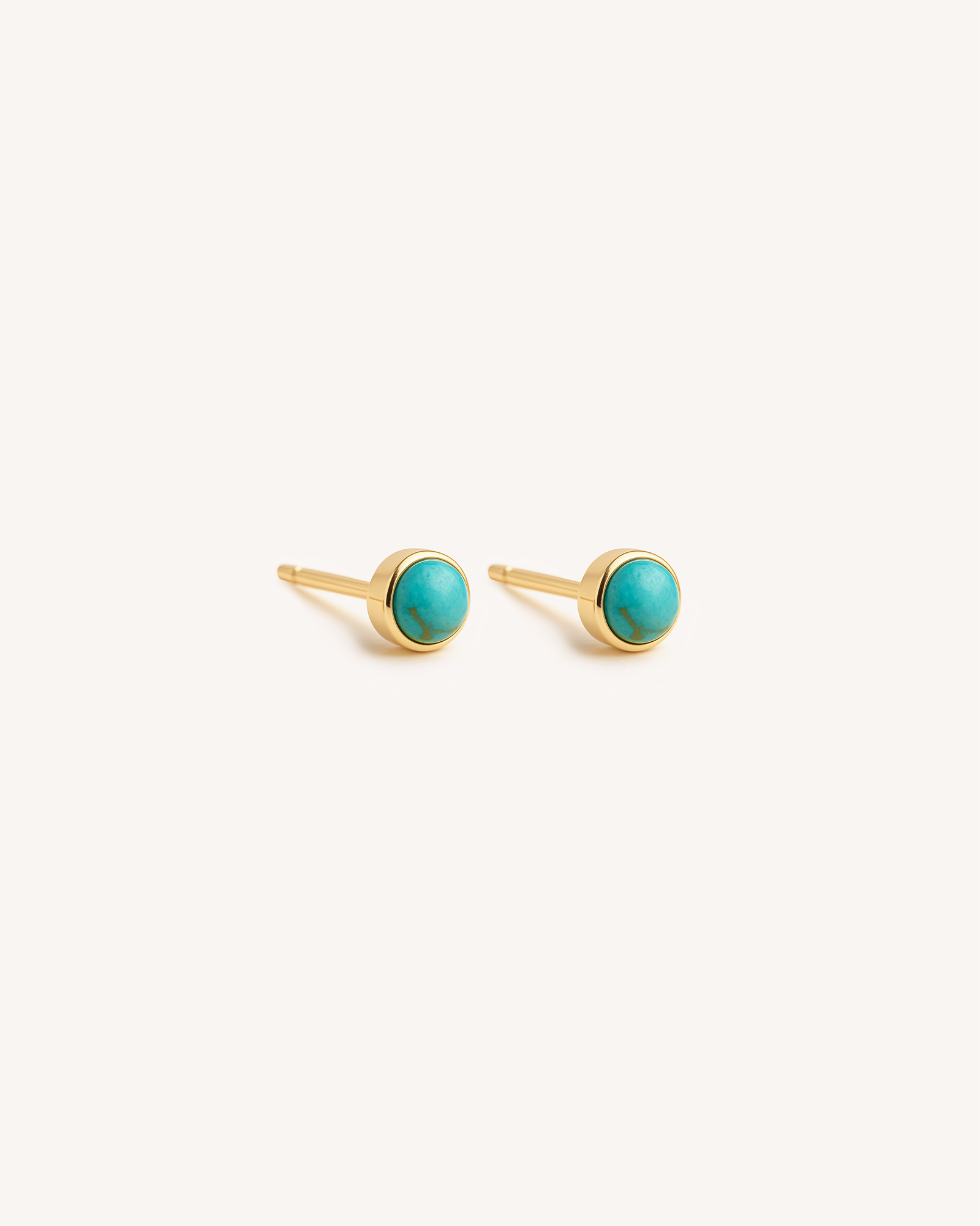Turquoise Studs 5mm in Gold